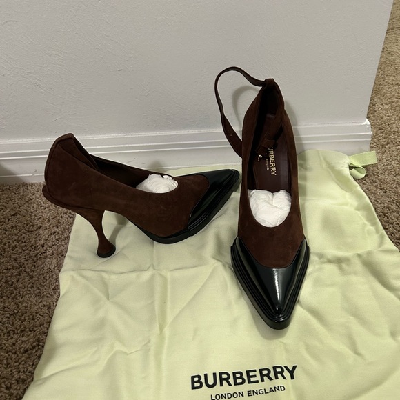 Burberry Brown and Black Pointed Heels - Picture 1 of 6